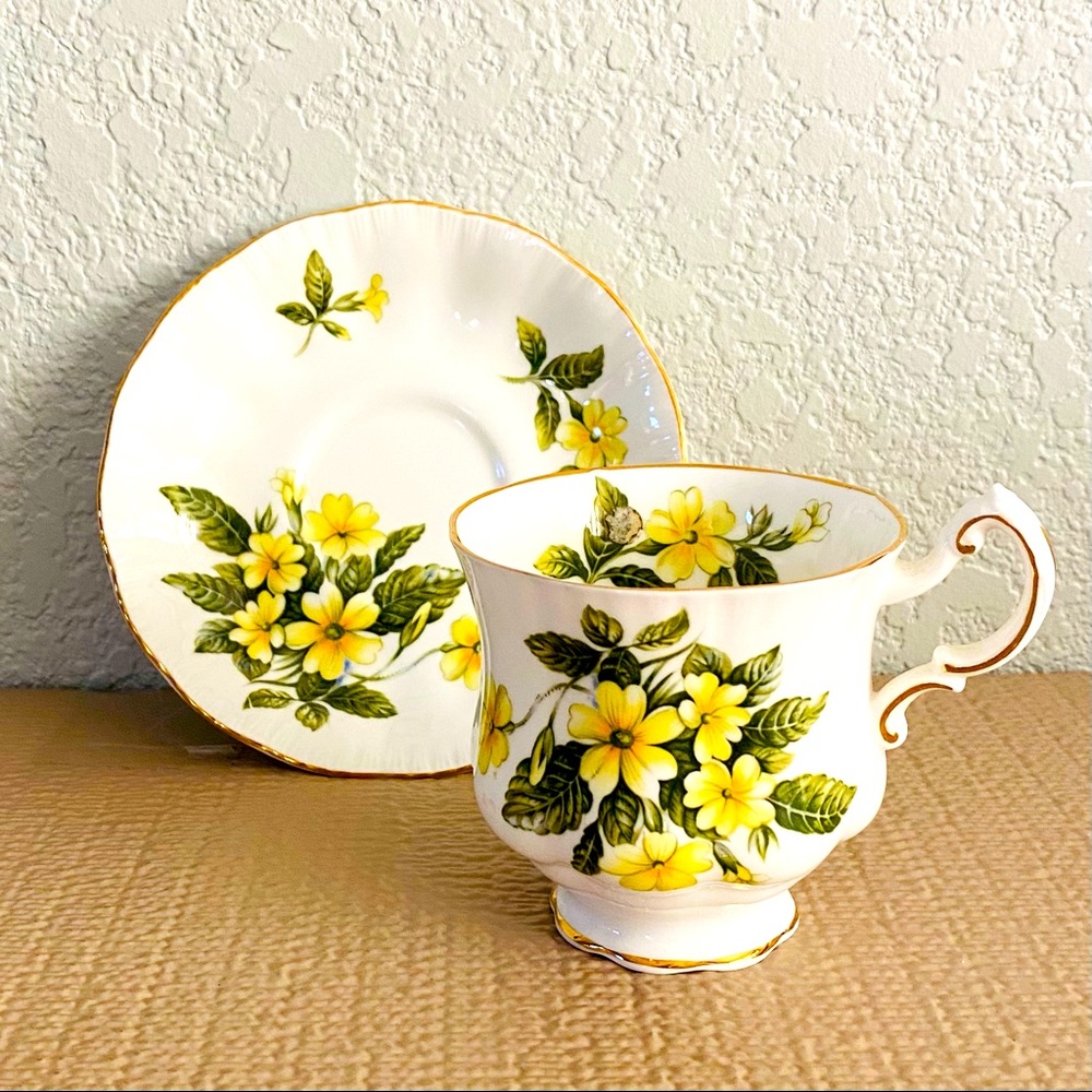 Vintage Paragon tea cup/saucer, Flower Festival, yellow flowers, HTF